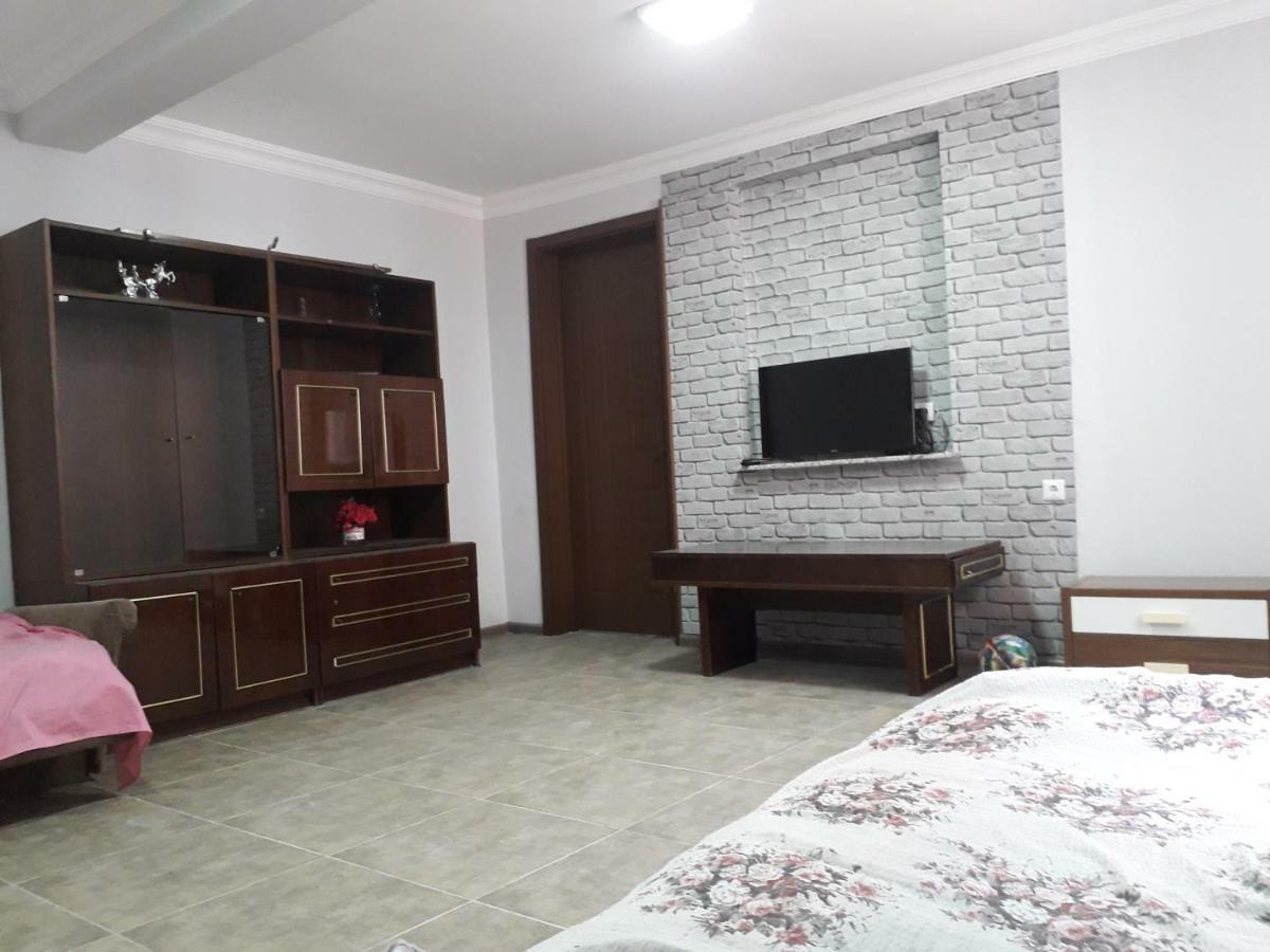 Zaza Guest House Кобулети Экстерьер фото