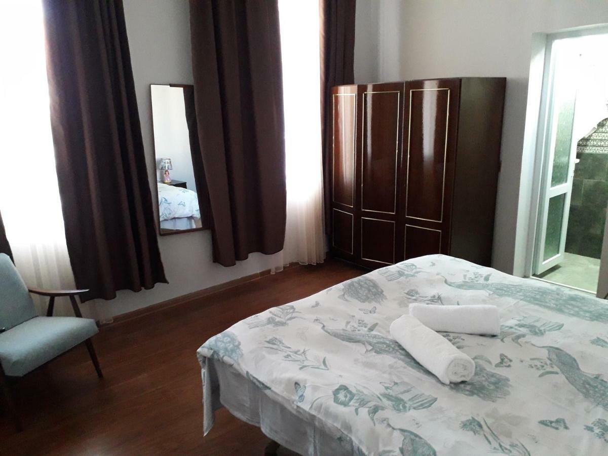 Zaza Guest House Кобулети Экстерьер фото