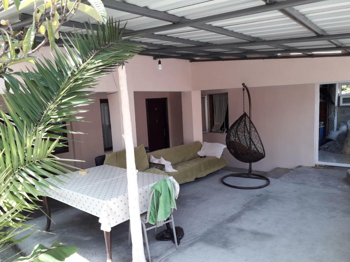 Zaza Guest House Кобулети Экстерьер фото