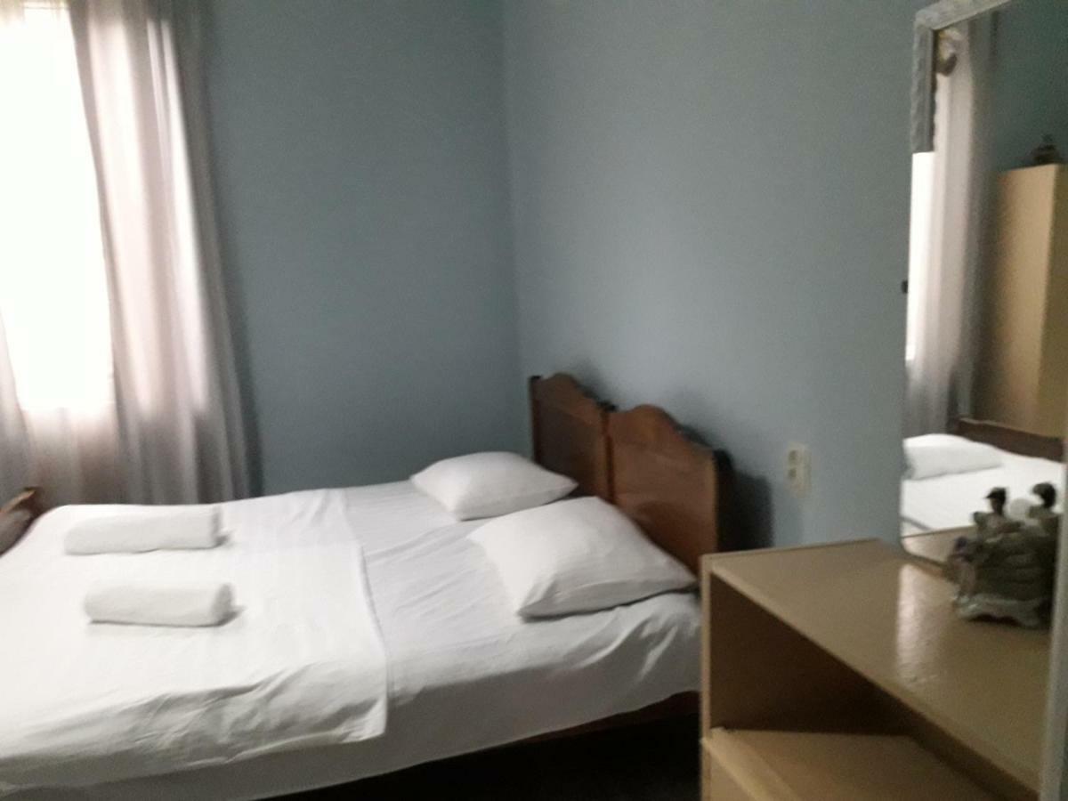 Zaza Guest House Кобулети Экстерьер фото